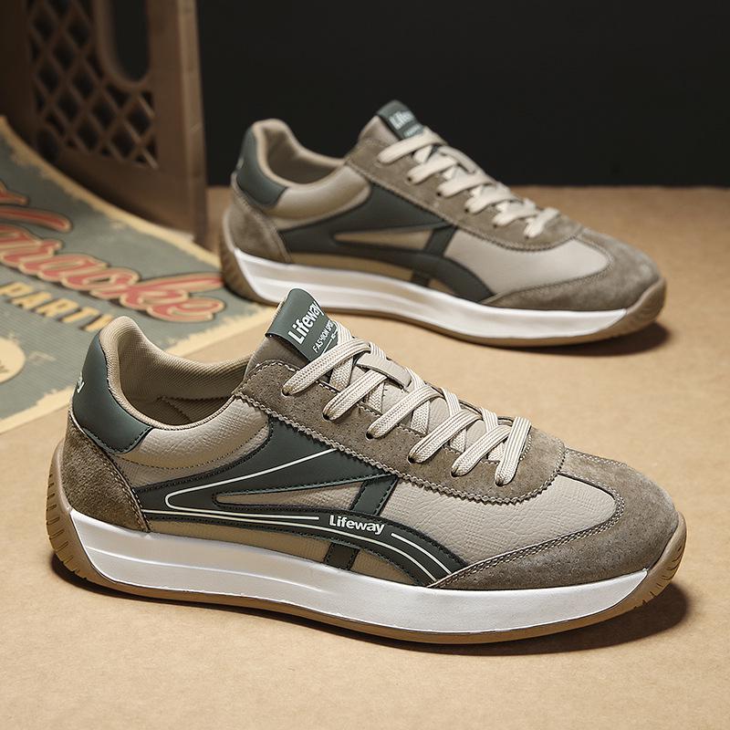 Men's Light Luxury Forrest Gump Retro Shoes - Soft Sole, Lightweight, Breathable Outdoor Casual Sneakers for Autumn & Winter.