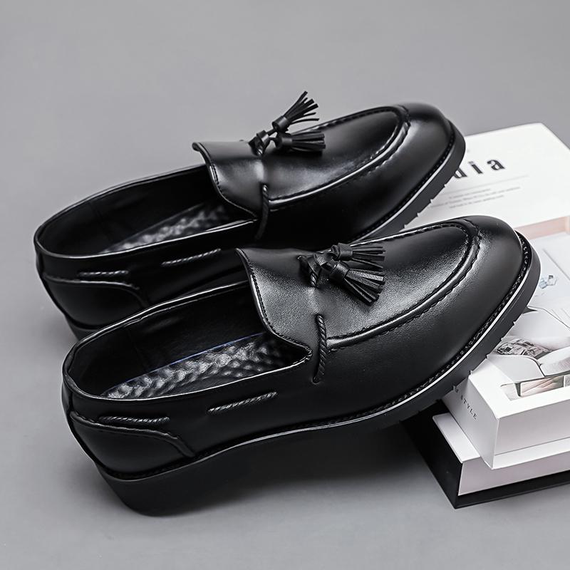 

Новая Модная Мужская Обувь с Кисточками Мужская Повседневная Удобная Кожаная Обувь Деловые Универсальные Классические Лоферы Мужские Размеры 38-48 48 чёрный