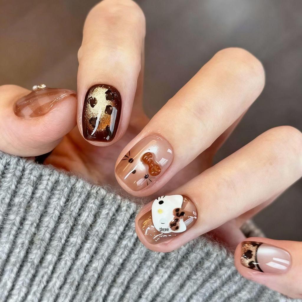 Xiaohongshu Handmade Red Floral Nail Art: Wearable, High-End Whitening Nail Tips Stickers