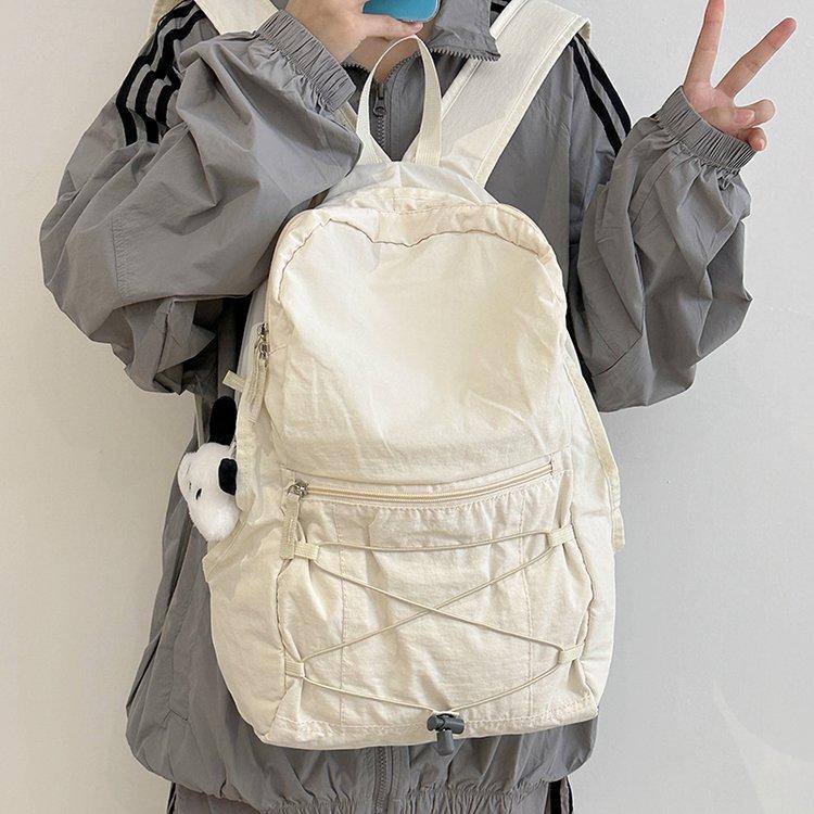 Schoolbag travel easily, a backpack, full of trendy fashion nylon zipper contrasting colors