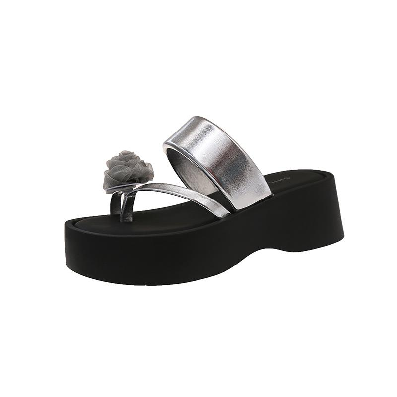 

Толстоподошвенные тапочки на высокой платформе с открытым носком, женская летняя обувь, новые красивые шлепанцы, пляжные сандалии 40 серебряный