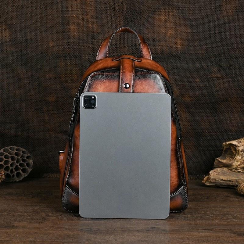 Johnature Vintage Totem Geprägter Rucksack, vielseitige Damen-Ledertasche, einfarbig, große Kapazität, Reiserucksäcke