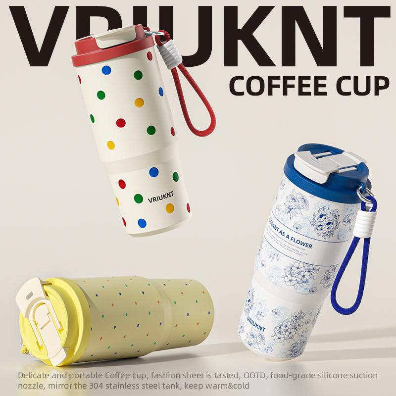 750ml Stainless Steel Cup, Insulated Tumbler with Straw and Handle, Leakproof, Bpa-Free, Ideal for Outdoor Camping and Sports