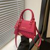 Retro Fashion Retro Fashion Spring New Korean Version Simple Casual One Shoulder Hand Wire Crossbody Small Square Bag