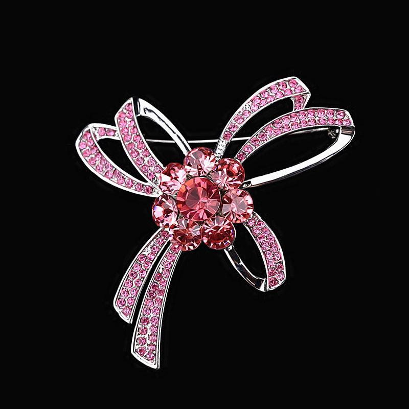 Elegant Austrian Crystal Bow Tie Brooch: Simple Alloy Lapel Pin & Scarf Buckle Accessory.