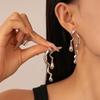Fashion Twisted Metal Irregular Stud Earrings for Women Personality Fashion Retro Water Drop Earrings Party Accessories Gift