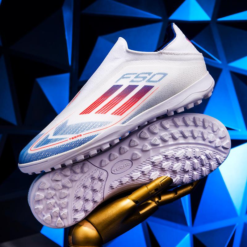 New football shoes boys and girls students women broken nails long nails competition training football shoes