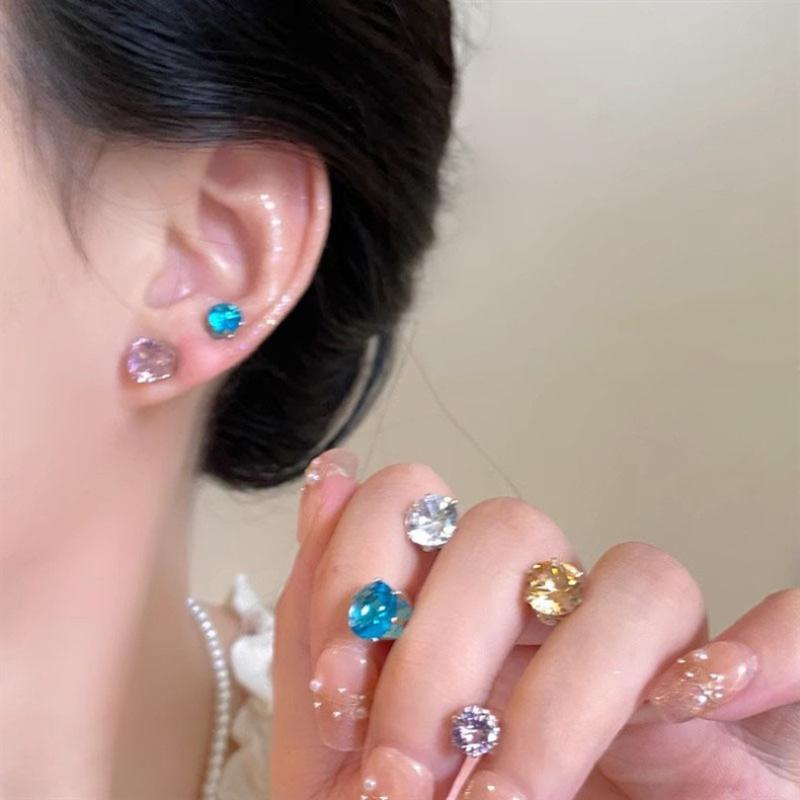 2/4/6/8Pcs Daily Versatile Chic Ear Jewelry Gifts Accessories Shiny Zircon Magnetic Stud Earrings Set For Women Men