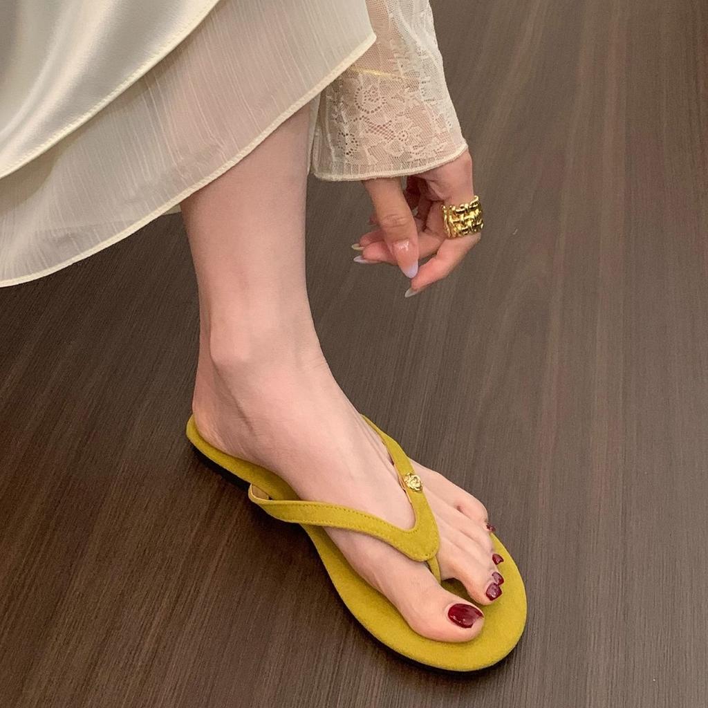Flat-bottomed Small Fragrant Wind Slippers Women's Shoes Summer Wear 2025 New Gentle Fairy Wind Toe Sandals Flip-flops