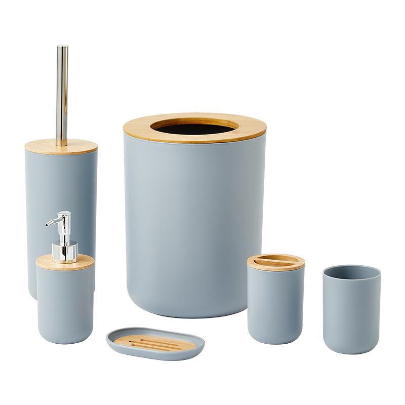 

Набор для уборки и организации ванной комнаты из 6 предметов: Мусорное ведро, присоска, мыльница, туалетный ершик и другое.