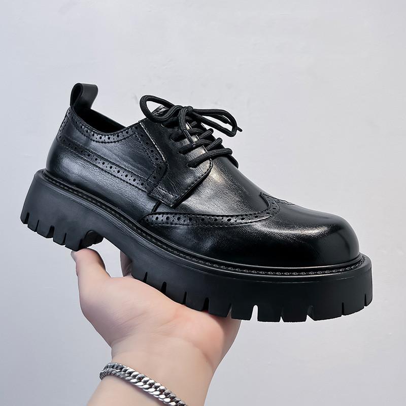 Pánská móda svatební párty šaty platformové boty šněrovací originální kůže vyřezávané brogue boty černé hnědé tenisky trendy obuv