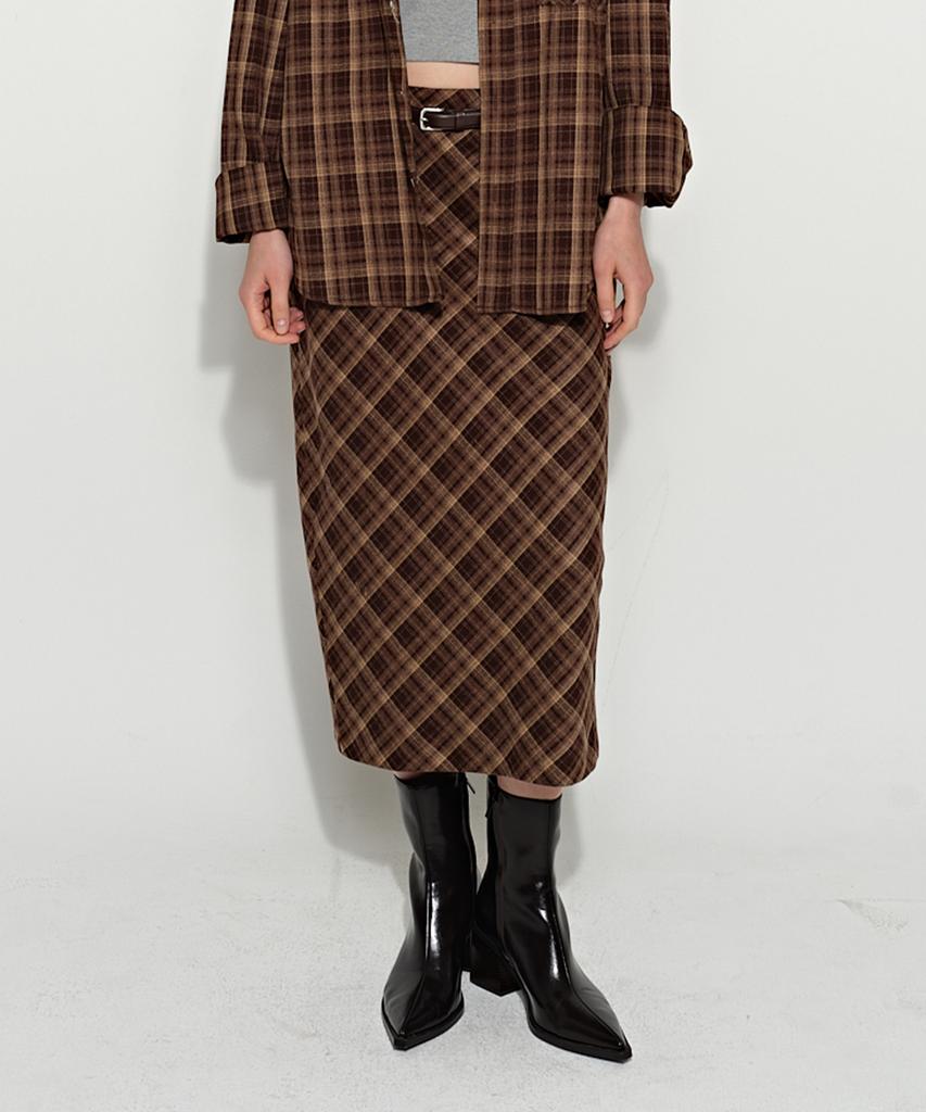 Beulaiteun Slit Check Long Skirt Brown
