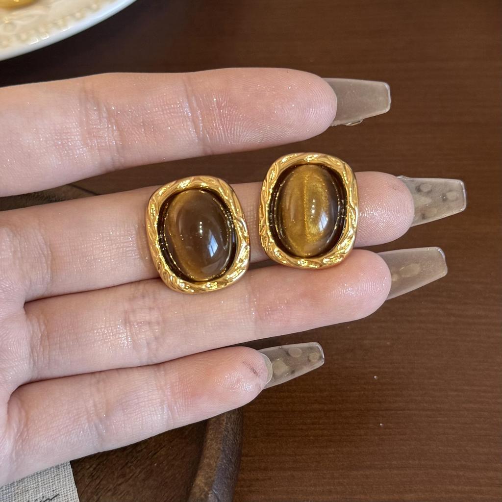 2025 Retro Fashion Geometric Stud Earrings in Tiger Eye & Cat Eye for Women