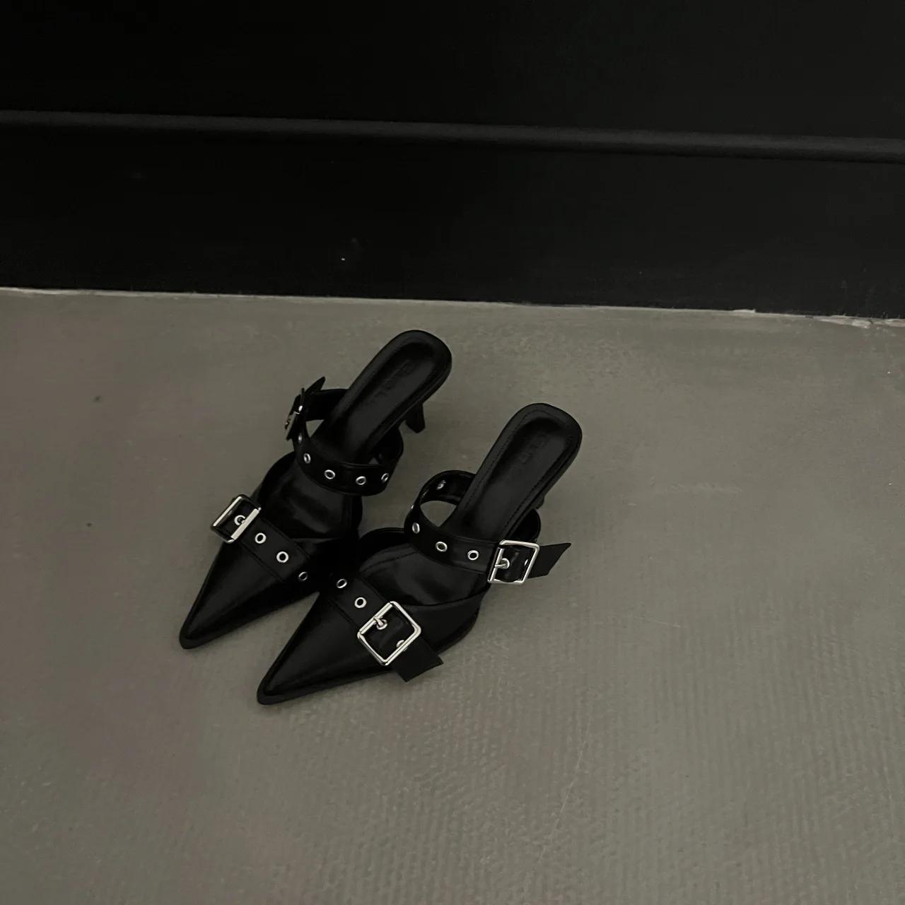 мода Женские летние туфли-мюли Босоножки на высоком каблуке Роскошные дизайнерские туфли — фото 8