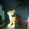 Fortune Cat Ornament Resin Material Fine Craftsmanship Cat Sculpture Wealth Symbol Decor Home Party Decoration