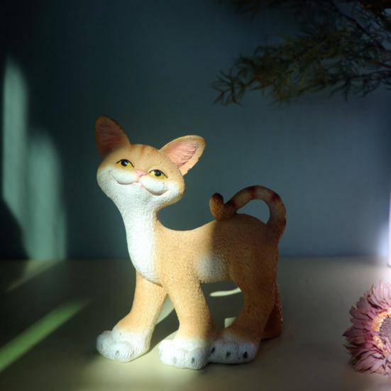 Fortune Cat Ornament Resin Material Fine Craftsmanship Cat Sculpture Wealth Symbol Decor Home Party Decoration