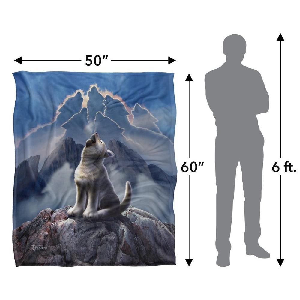 JQ Licensing Jlo Silky Howling Wolf Supersoft Blanket
