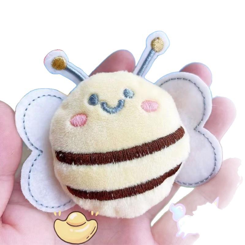 Handmade Little Bee Brooch: Cute Girl's Bag Charm & Clothing Accessory