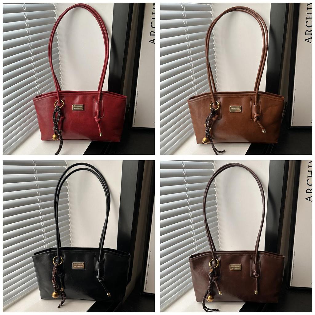Pu Tote Bag For Women With Stitching Design And Inner Phone Pocket For Daily Use