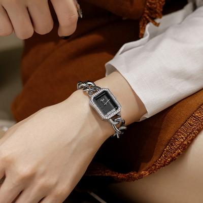 Годинник New Style Simple Temperament Watch Women's Ins Niche Light Luxury Design Watch Bracelet