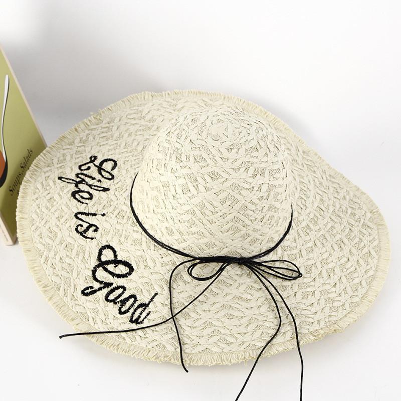 

Chic Women s Large Brim Sun Hat With Embroidered Letters For Stylish Sun Protection бежевий