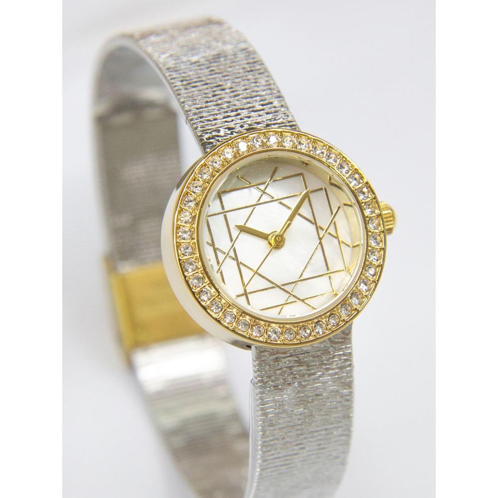Round Quartz Watch For Women Rhinestone Bezel Geometric Line Dial Textured Mesh Strap Elegant Daily Waterproof Wristwatch