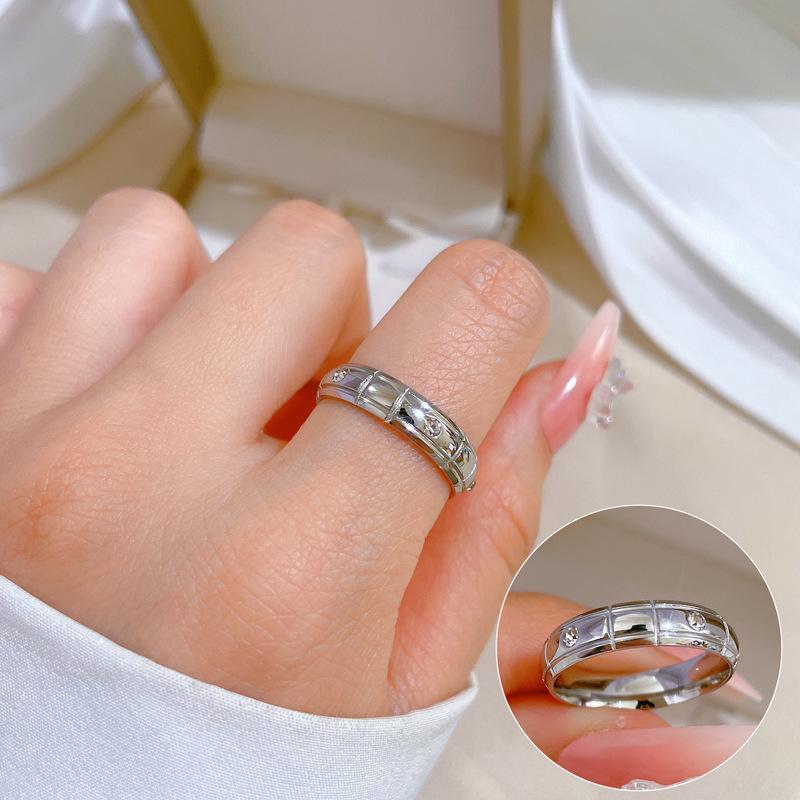 Cold Wind Minimalist Wind Bouncing Ring Men'S And Women'S Tide Personality Simple Index Finger Ring