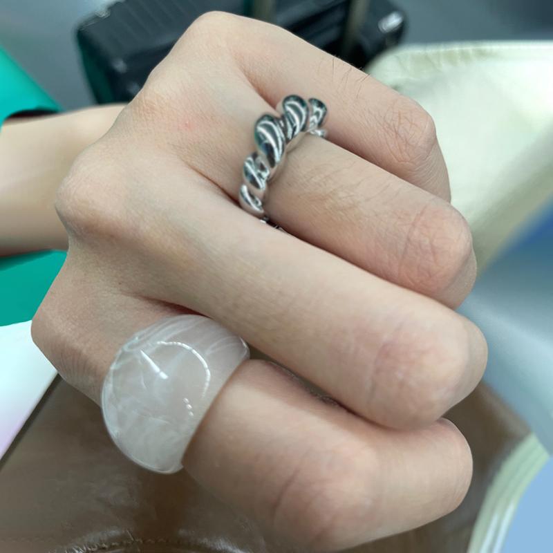 Kreativer Ring Plastikring Dekorringe für Frau Mädchen Schmuckzubehör Party Kostüm Schmuck Edelstahl