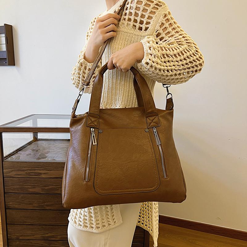 Однотонная деловая сумка большого размера — фото 3