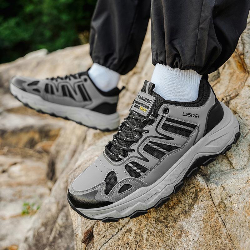 2026 Outdoor Hiking Shoes Men Women Mesh Sneakers Breathable Fashion Mountain Shoes Boy Spring Autumn Summer Casual Sports Shoes