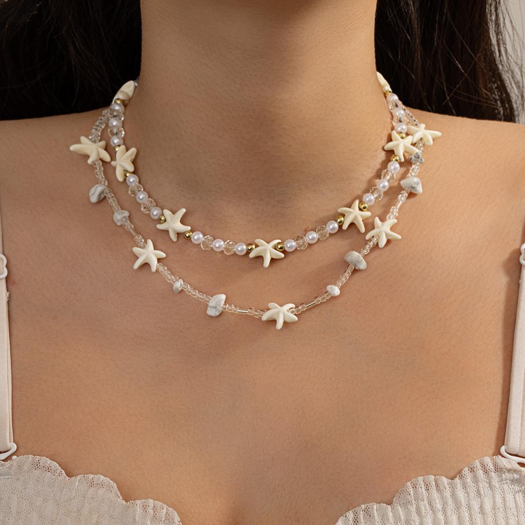 Women's Double-Layer Starfish Necklace with Pearl Beaded Choker, Niche Design Clavicle Chain for Seaside Vacation Style