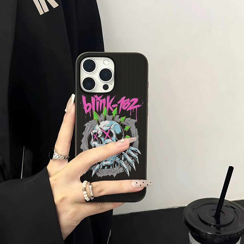 

Famous Classic B-BLINKS-182 Band For IPhone 16 15 11 12 13 14 17 Pro Max PLUS Pro Soft Corrugated Silicone Back Phone Case iPhone 14 plus