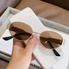 Neue Sonnenbrille mit ovalem Rahmen und Sonnenschutz, Retro-Reisekleidung, einfache UV-beständige Brille, kleine Rahmenbrille