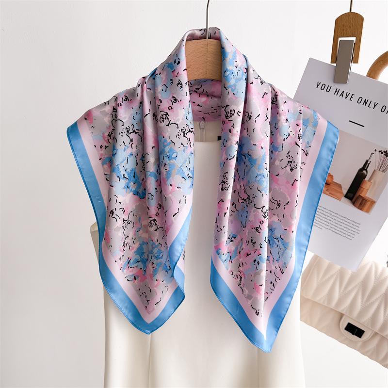 Green Field Flower Note Printing Silk Scarf Square Scarf High-End Shawl Professional Versatile Neck Small Square Scarf Headscarf