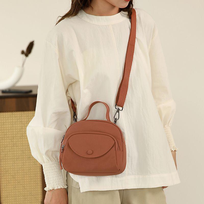 Women's Large Capacity Multifunctional Shoulder/Crossbody Bag - Fashionable Handbag for Outings and Commuting