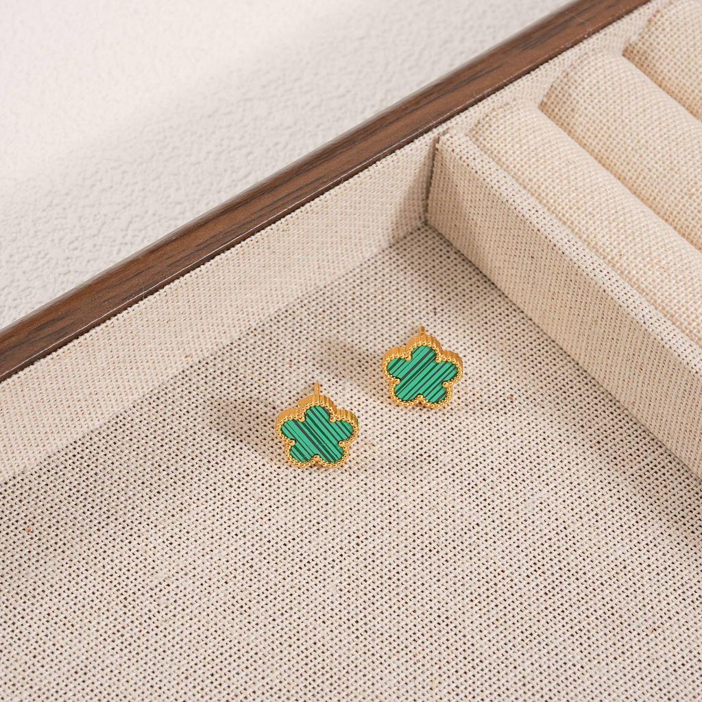 Korean Style 18K Gold-Plated Five-Petal Flower Earrings - Trendy, Light Luxury Stud Jewelry