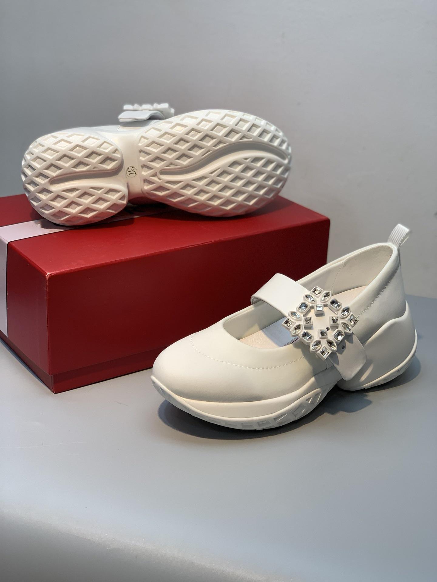 

Женская универсальная спортивная обувь 2024: Квадратная бриллиантовая пряжка, липучка, комфорт толстой подошвы Size 35 белый