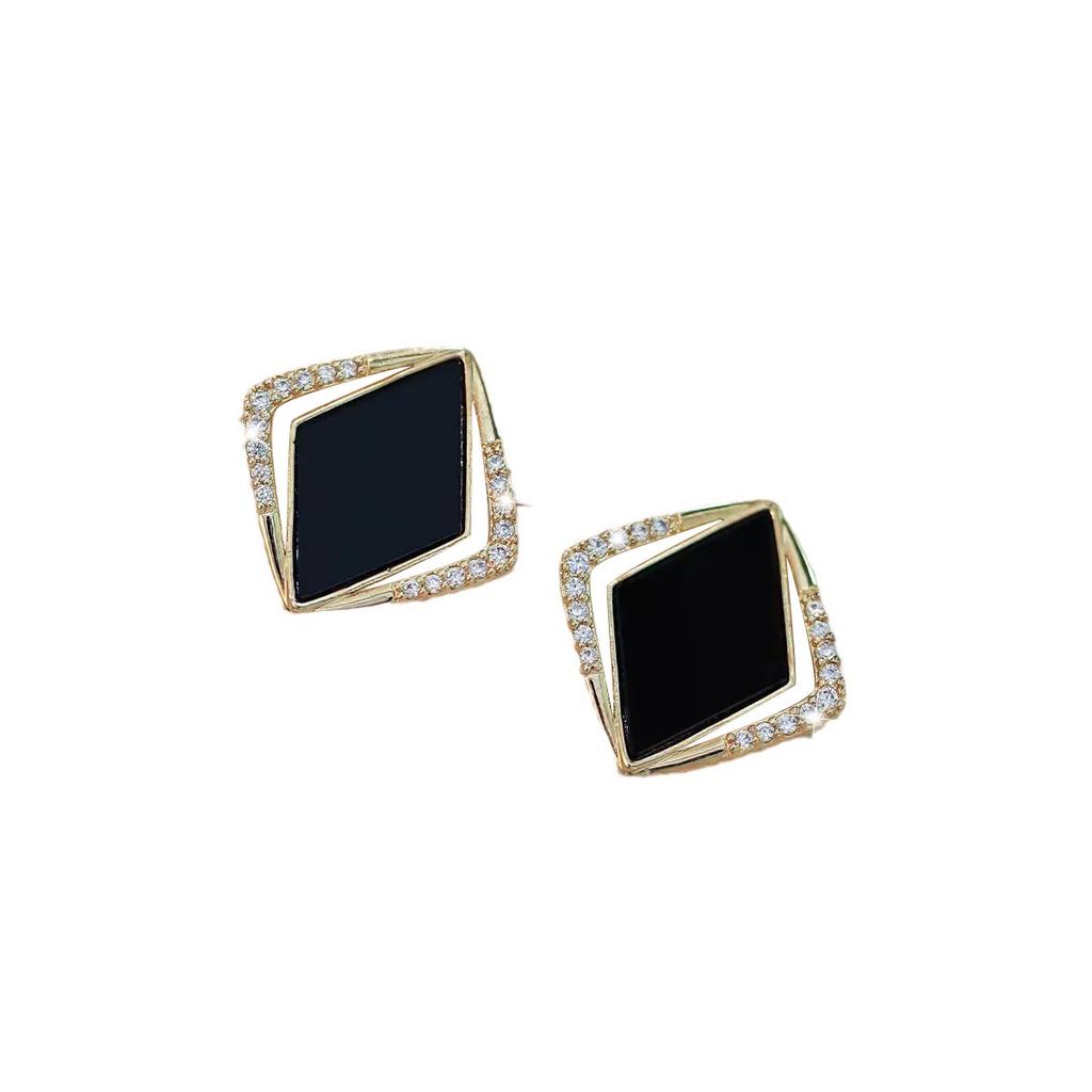 New Style Exquisite Black Rhombus Earrings for Women New Cool Style Earrings Niche Design High-end Earrings