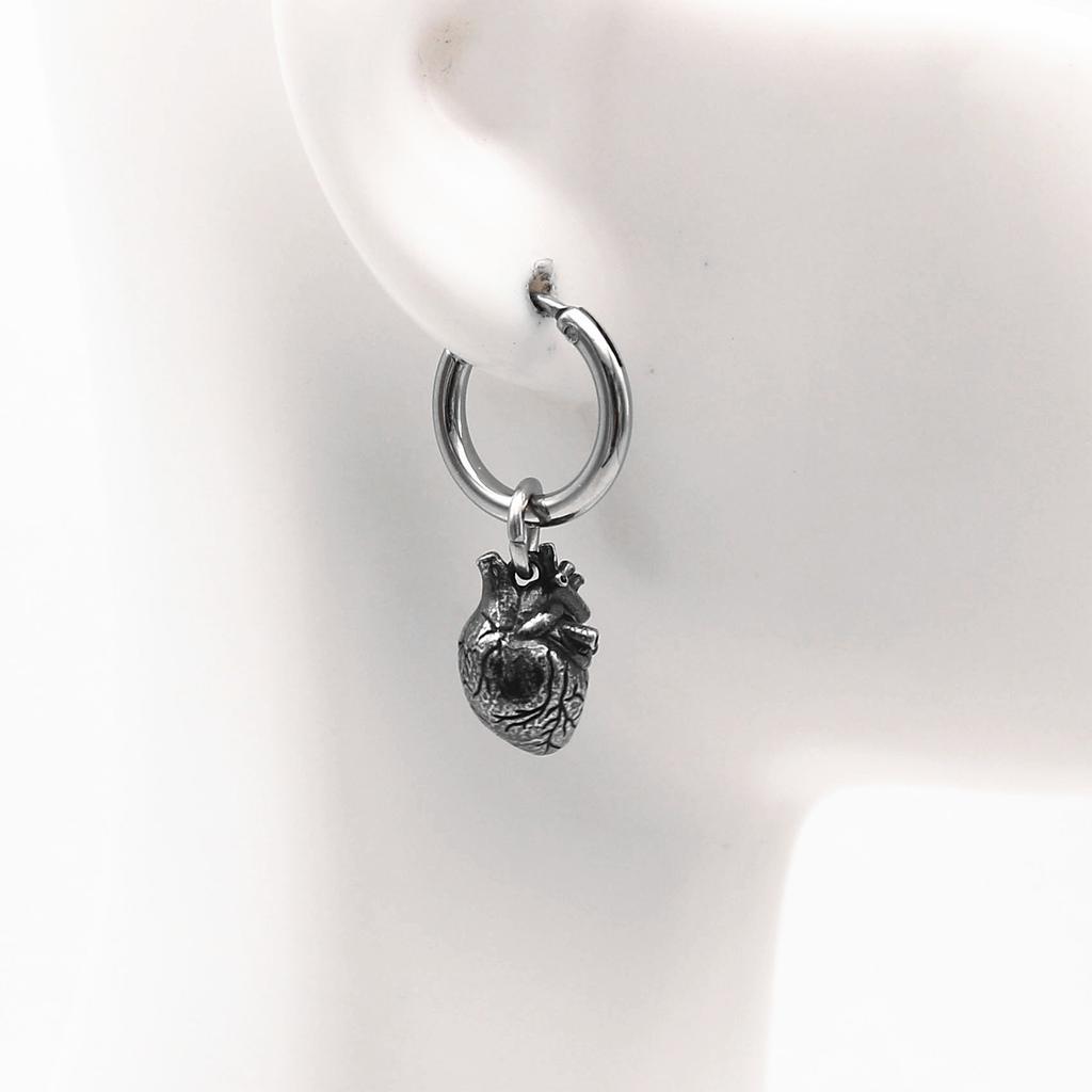 Elegant Heart Dangle Earrings Titaniums Steel Dangling Earrings Eye Catching Ear Drops Unisex Accessory for Party