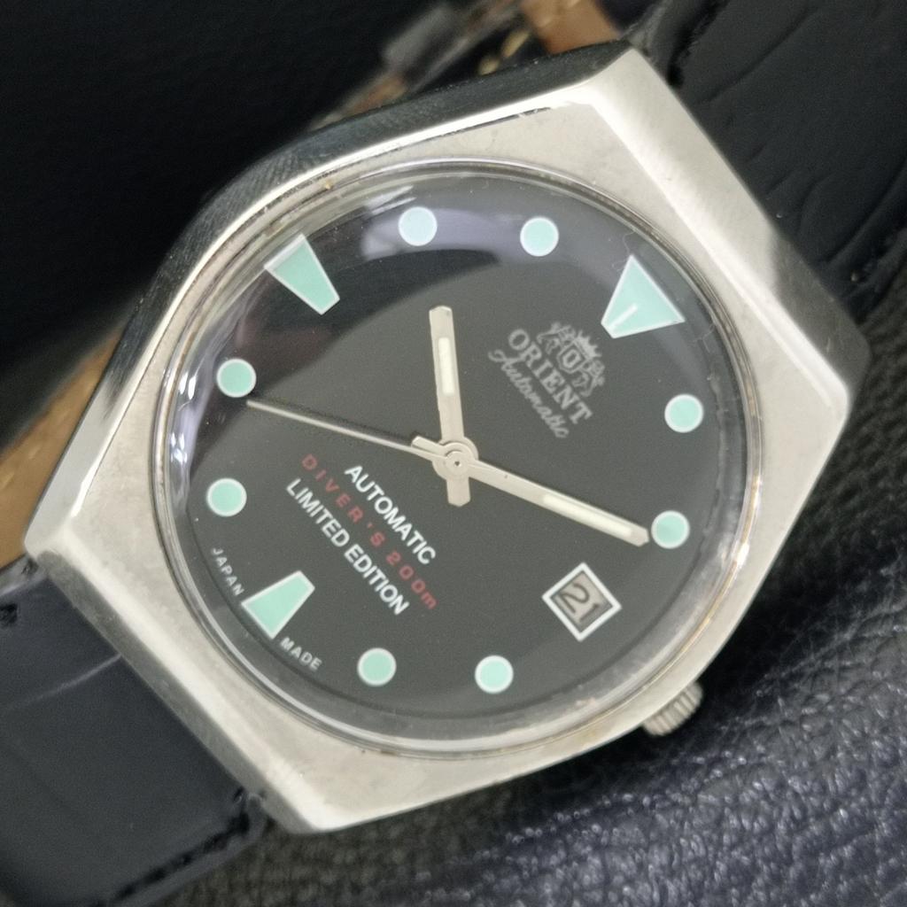 

ORIENT AUTOMATIC 46941 JAPAN MENS VINTAGE BLACK COLOR DIAL WATCH a701835-5 R207-a701835