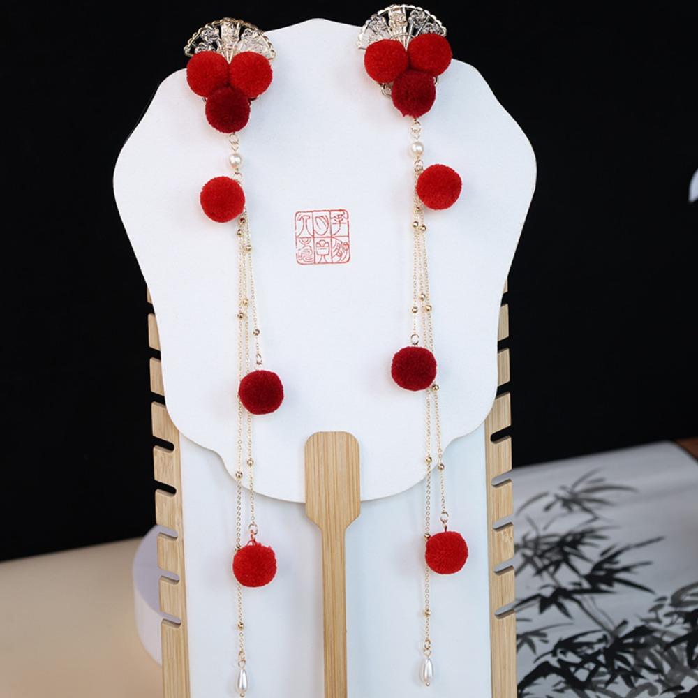 Fuzzy Ball Hanfu Hair Clip Pearl Girl Headdress Festive Chinese New Year Side Clip Photo Props