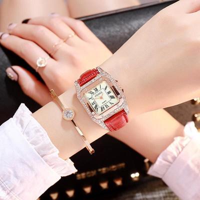 Damen-Armbanduhr mit Strass-Quadratgehäuse und Lederarmband mit römischen Ziffern