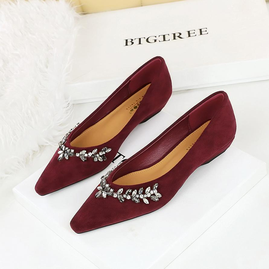 French Pointed Rhinestone Chain Decoration Single Shoe Suede Shallow Mouth Slope Heel Low Heel Women's Shoes
