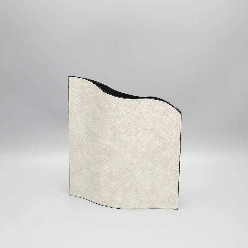 Luxury Stainless Steel Vase, Modern Leather Design Vase, Home Decoration Ornament, Living Room Dining Table Flower Arrangement