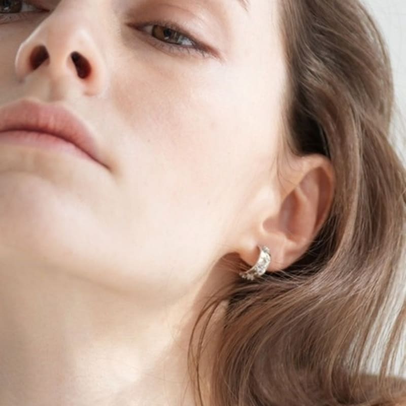 

ZOENA Belief silver Cubic Earring b