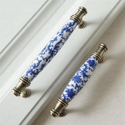 Nábytkové kování a díly – Kliky na dveře