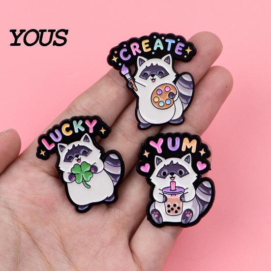Lightweight Clothes Pins Cartoon Raccoon Brooch Pin, Animal Decorative Enamel Badge, Alloy Lapel Pin for Jackets Backpacks Hats Scarves