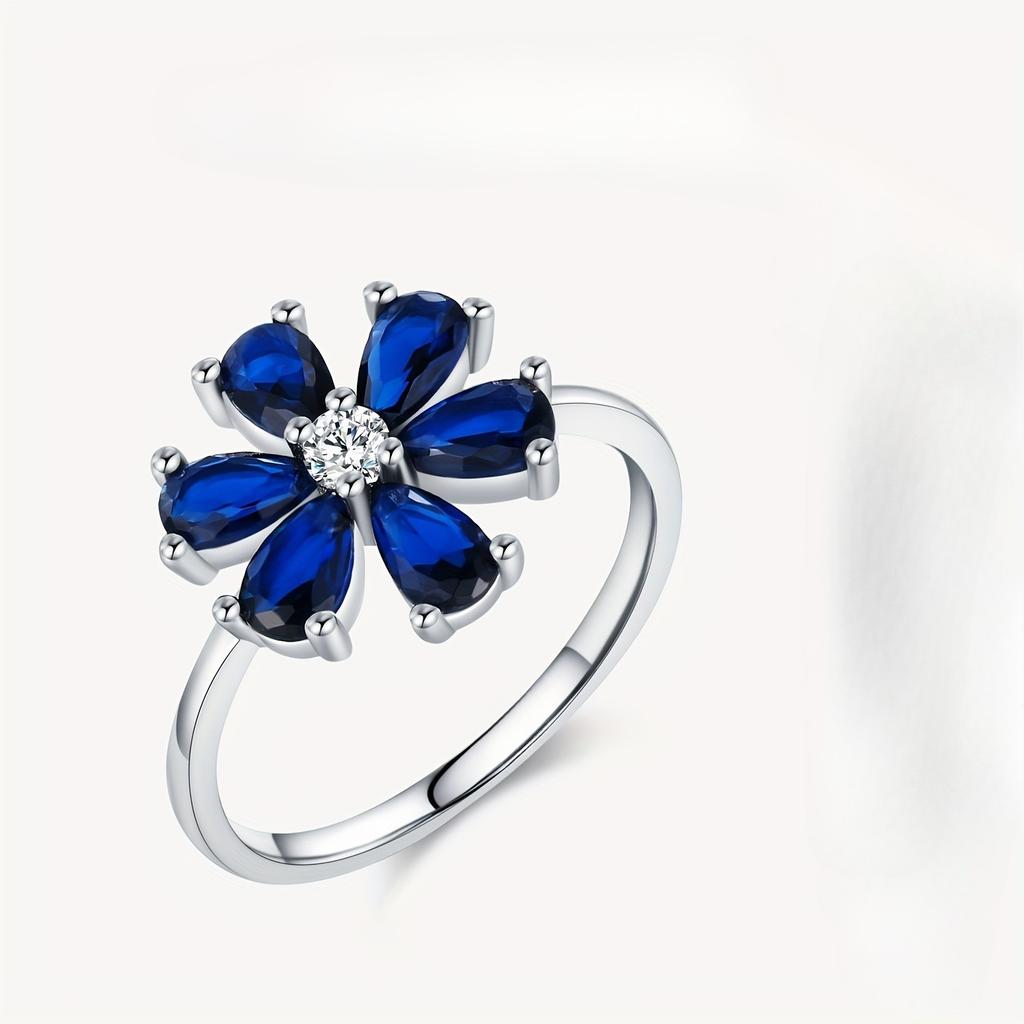 Bague de Luxe pour Femme au Design Floral Exquis, Sélection Cadeau d'Anniversaire Style Doux, Bague Tempérament Élégant.