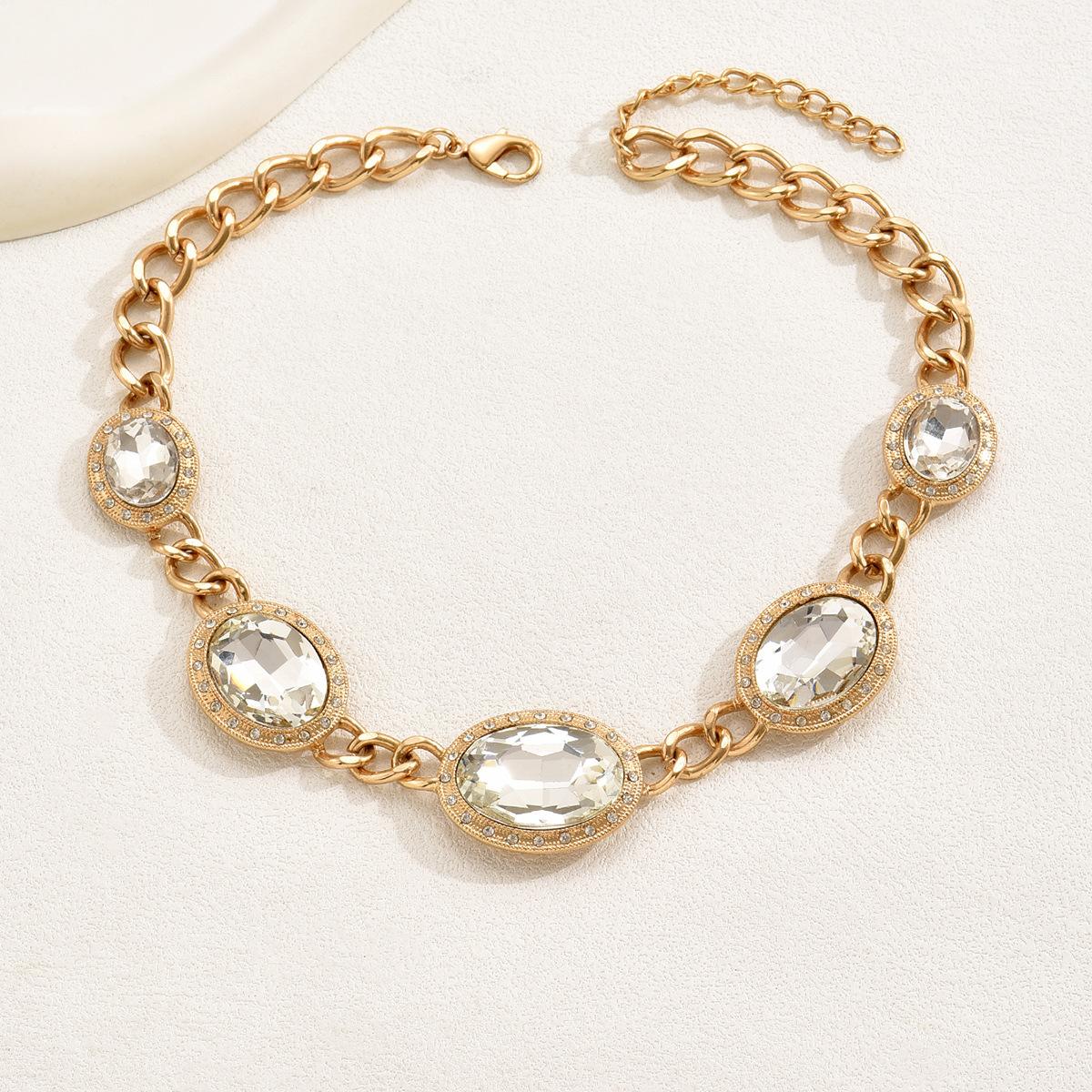 

Геометрическое ожерелье в стиле легкой роскоши, женское, с инкрустацией крупным бриллиантом, золотая цепочка на ключицу, простая и модная универсальная цепочка 14k