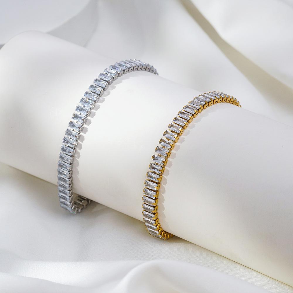 Hip-Hop Square Diamond Bracelet: Luxury Stainless Steel, Minimalist High-End Design.